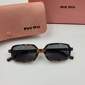 Miu-Miu Retangular